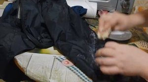 Как удалить масляную краску с куртки? Без ацетона и растворителей!!!