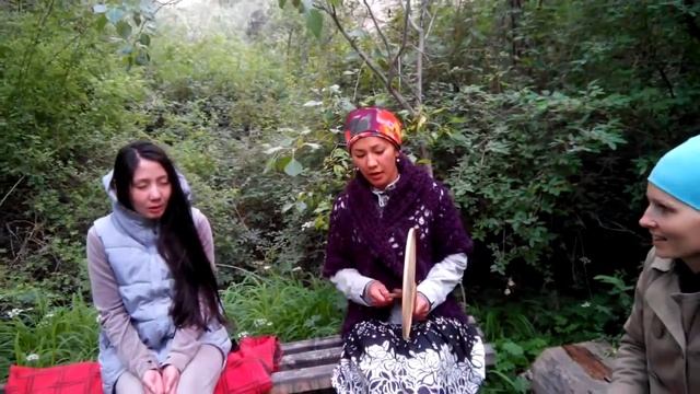 Буддийская мантра в йога туре смотреть онлайн