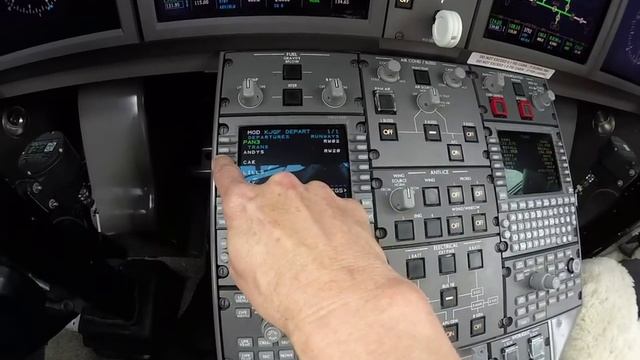 Colllins Proline 21 Adding Airways ,VOR's and Intersections in the box смотреть онлайн
