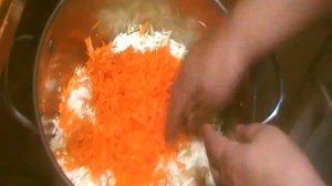 Капуста квашеная в рассоле с яблочным соком.Готовим вкусно и дёшево.