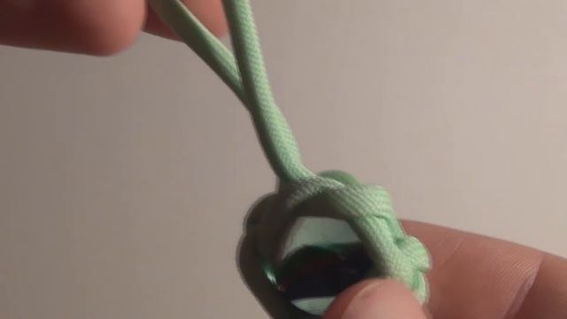 Paracord Handmade Product Брелок MLK6 смотреть онлайн