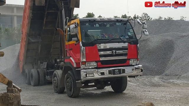 Nissan Diesel 8x4 Tipper Truck Malaysia