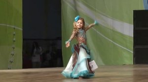 Дети танцуют. Восточный танец. Классика.