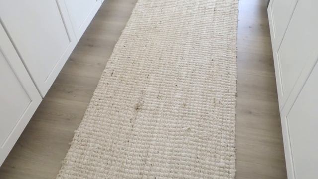 DECORATING WITH RUGS || HOW I PICK RUGS FOR MY SPACE смотреть онлайн