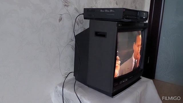 Panasonic Телевизор TC-2161EE+Видеомагнитофон NV-J35EE смотреть онлайн