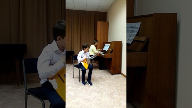 В. Андреев. Гвардейский марш. Исполняет Клименок Андрей смотреть онлайн