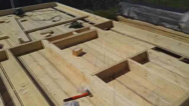 ч.3 Каркасный дом 6 на 6 своими руками (сборка наружных стен в одиночку) смотреть онлайн