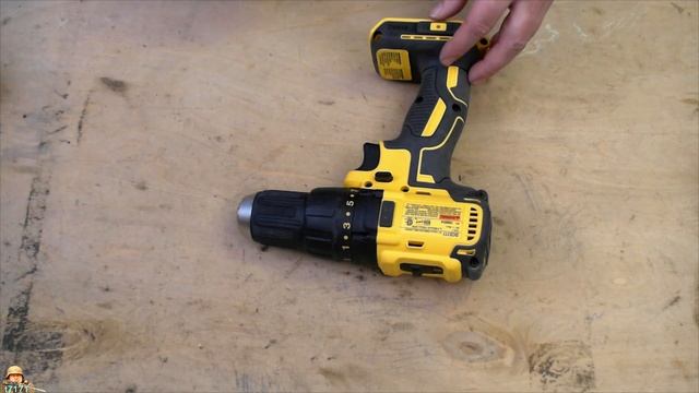 Дрель-шуруповерт Dewalt DCD777 смотреть онлайн