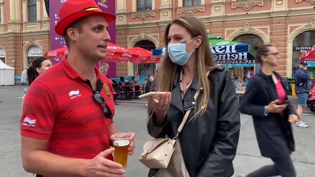 UEFA Euro 2020 fans show love to Russia in Saint Petersburg смотреть онлайн