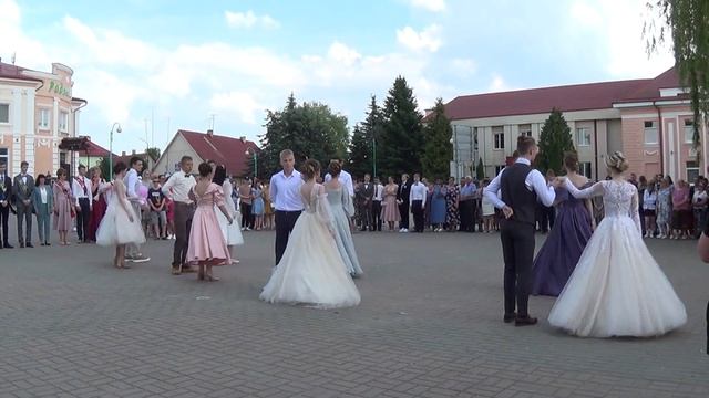 Вальс выпускников 2022 смотреть онлайн