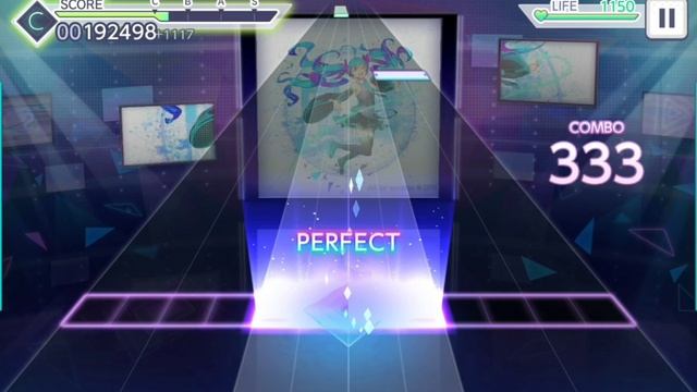 играю в Hatsune Miku до филл комбо