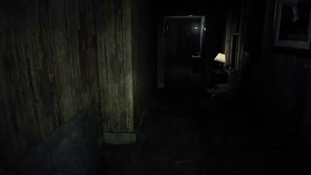 Me being way too scared at resident evil 7 смотреть онлайн