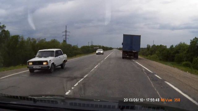 Еду я, еду, никого не трогаю... смотреть онлайн