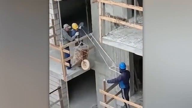 Самые Нелепые Ошибки Рабочих, Снятые на Камеру смотреть онлайн