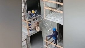 Самые Нелепые Ошибки Рабочих, Снятые на Камеру