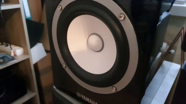 Yamaha NS BP 301 bass test смотреть онлайн