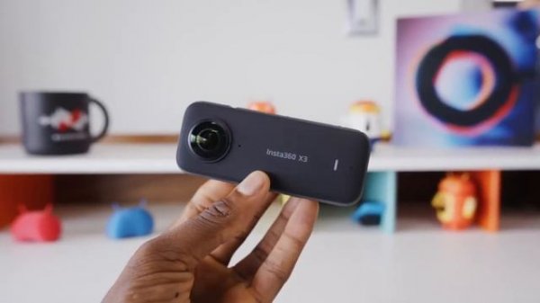 10 ESSENTIAL TRAVEL GADGETS!