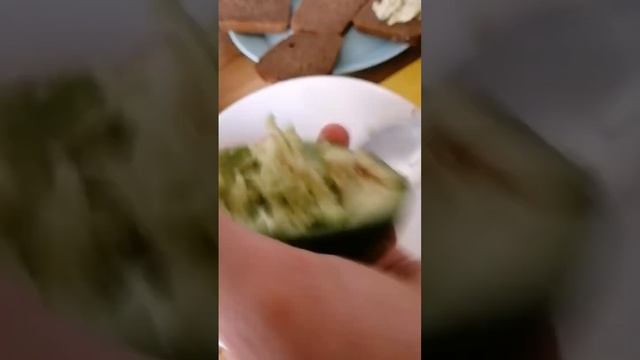 Бутерброды с авакадо, беконом и яйцом пашот на завтрак #??? #пп #бутербродыназавтрак #рецепты смотреть онлайн