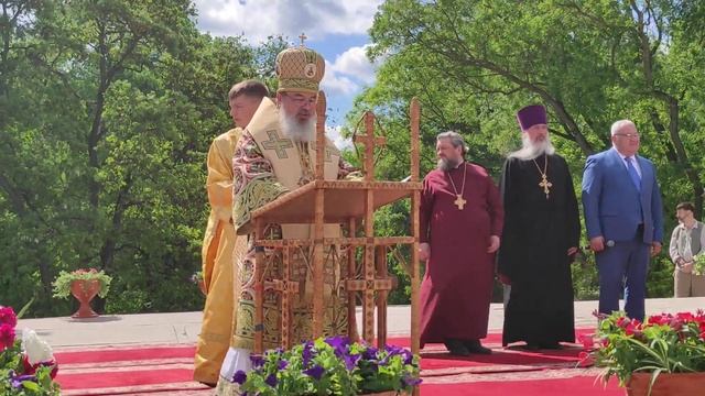 Архимандрит Маркелл с речью в День города Бельцы смотреть онлайн