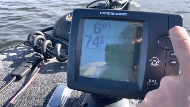 Demo : Humminbird 541 fish finder sonar #fishing #fish #boat #outdoors #boat #review #diy #used смотреть онлайн