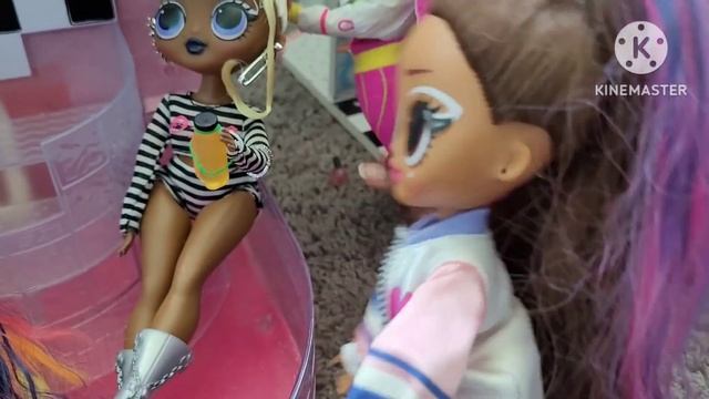 Sketches and Melrose going on a trip to the spa! L.O.L surprise O.M.G dolls смотреть онлайн