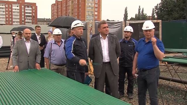 В рамках визита в Новомосковск губернатор Алексей Дюмин осмотрел центр для одаренных детей смотреть онлайн