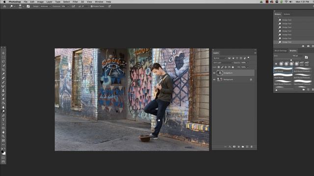 A Better Way To Dodge and Burn In Photoshop using 50% grey layers смотреть онлайн