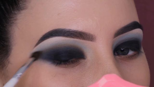 Classic Navy Smokey Eyes Tutorial + GIVEAWAY смотреть онлайн