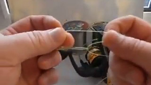 Как привязать леску к катушке смотреть онлайн