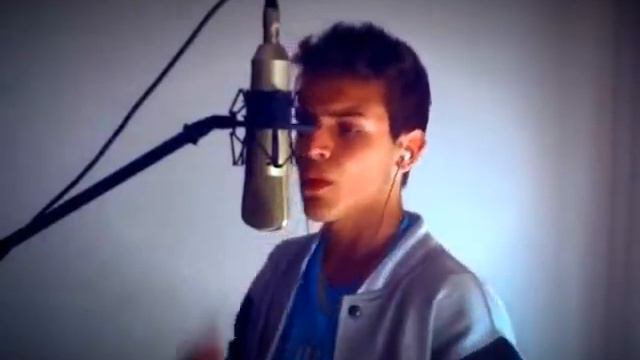 Niko Medina Covers - Beauty And A Beat Justin Bieber ft. Nicki Minaj смотреть онлайн