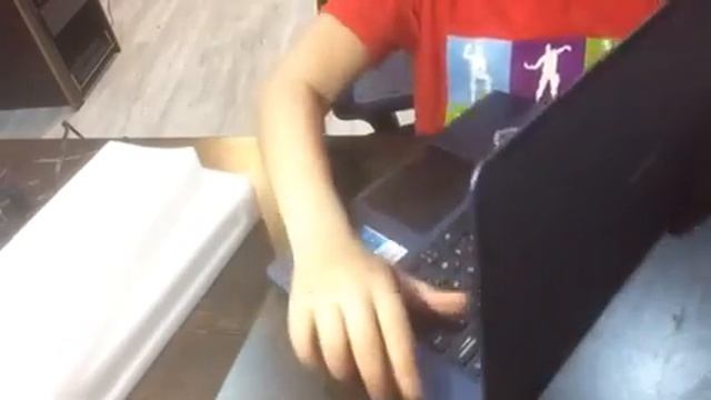 Распаковка нэт бука Prestijeo смотреть онлайн