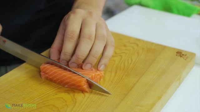 Futomaki Sushi Roll Recipe - Roll Sushi Like A PRO