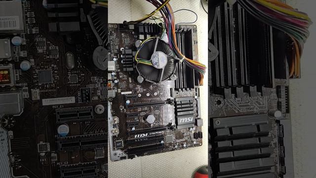 MSI Z170a PC Mate + Pentium G4600 смотреть онлайн