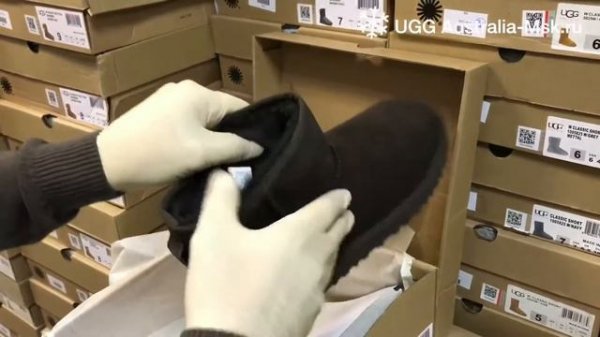 Мужские короткие угги | UGG Mens Classic Mini Black