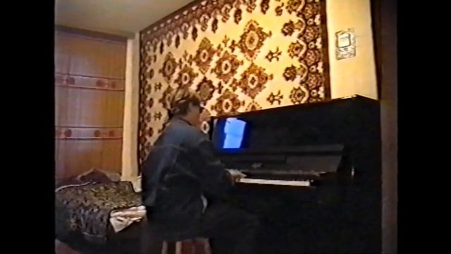 Фортепианный этюд из 90-х смотреть онлайн