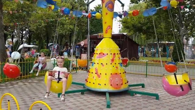 Карусель космос парк солнечный остров Краснодар смотреть онлайн