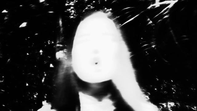 ZOLA JESUS - EXHUMED (OFFICIAL VIDEO) смотреть онлайн