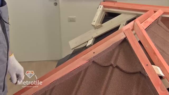 Стоимость монтажа мягкой кровли Монтаж конька и вальмы кровли Метротайл Metrotile Монтаж смотреть онлайн