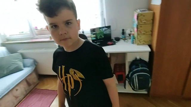 Сынок расскажет и покажет дом, который мы арендуем в Польше) кто же у нас кот или кошка????