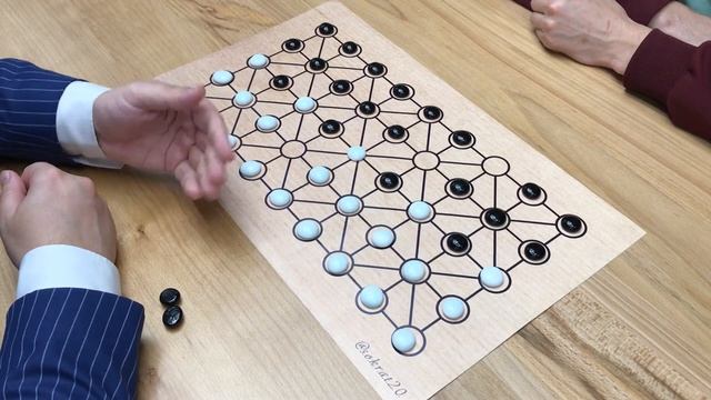 Настольная игра Фанорона