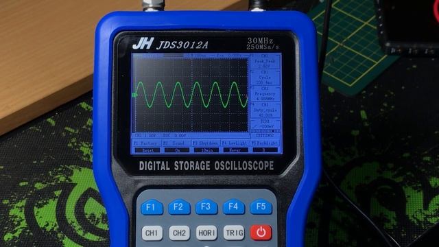 Quick review Jinhan JDS3012A Oscilloscope/multimeter (eng CC) смотреть онлайн