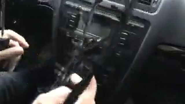 Skoda Octavia 2 1z Remove center console Demontare consola centrala смотреть онлайн