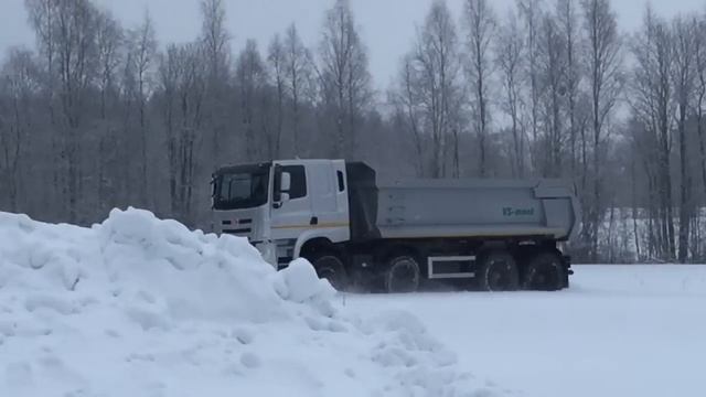 Tatra Phoenix 8X8 Test Drive смотреть онлайн