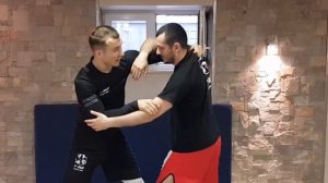 Как делать захваты в борьбе.  Техника Кобра.