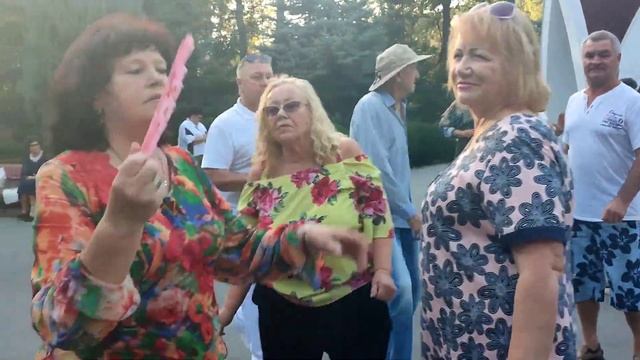 ОБМАНЩИЦА-ПЛУТОВКА! ТАНЦЫ ХАРЬКОВ УКРАИНА СЕНТЯБРЬ 2023 смотреть онлайн