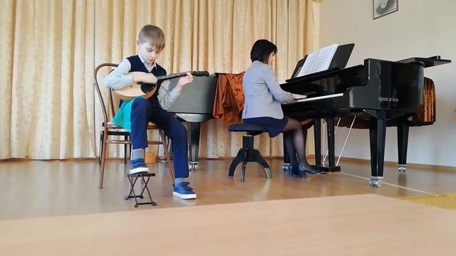Довгий Евгений, домра, 8 лет смотреть онлайн