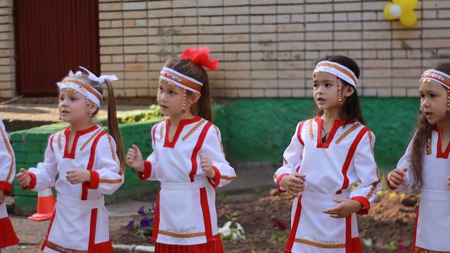 Кукащи пе куками смотреть онлайн