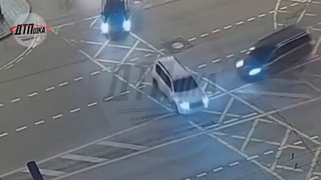 У меня под попой Мерс! У меня все хорошо!