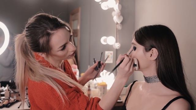 НОВОГОДНИЙ МАКИЯЖ  \\  SMOKEY EYES