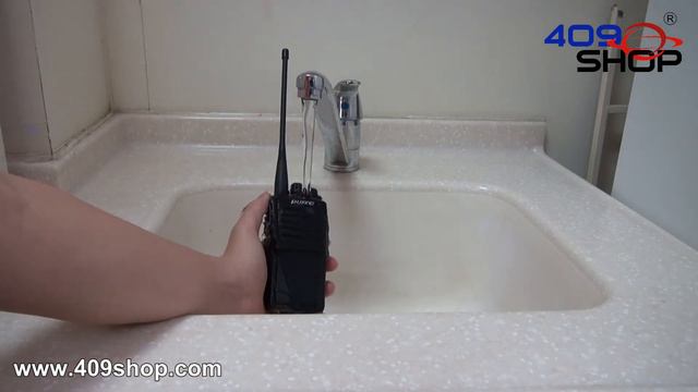 Puxing PX-680 Professional FM Transceiver Radio Water Resistant Test смотреть онлайн